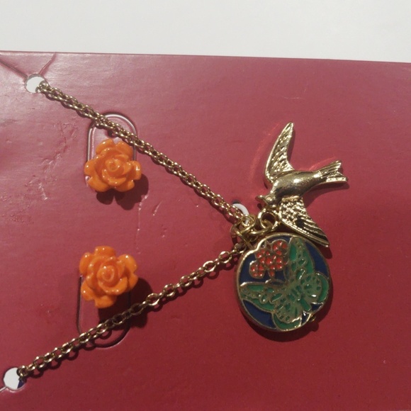 Gold-tone Bird & Butterfly Charm Necklace with Orange Rose Stud Earrings – Women - Picture 7 of 7